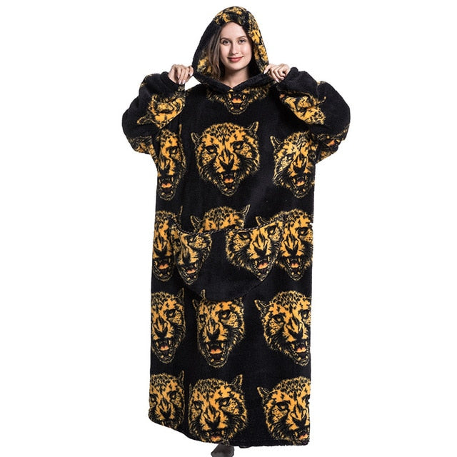 Oversized Wearable  TV Blankets - ESSENTIALS365