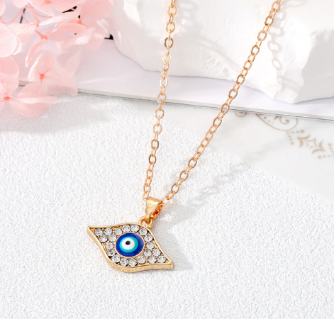 Crystal Turkish Evil Eye Necklace - ESSENTIALS365